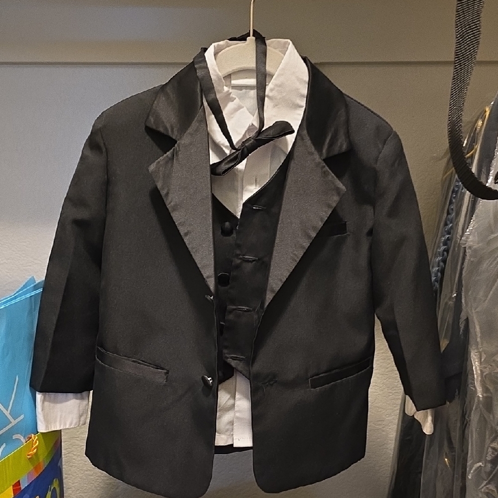 Classic Black Kids Tuxedo Set